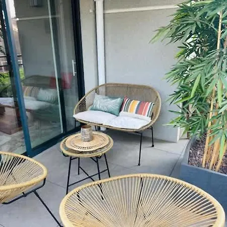 B035 Magnifique Neuf A Deux Pas Du Centre Cannes